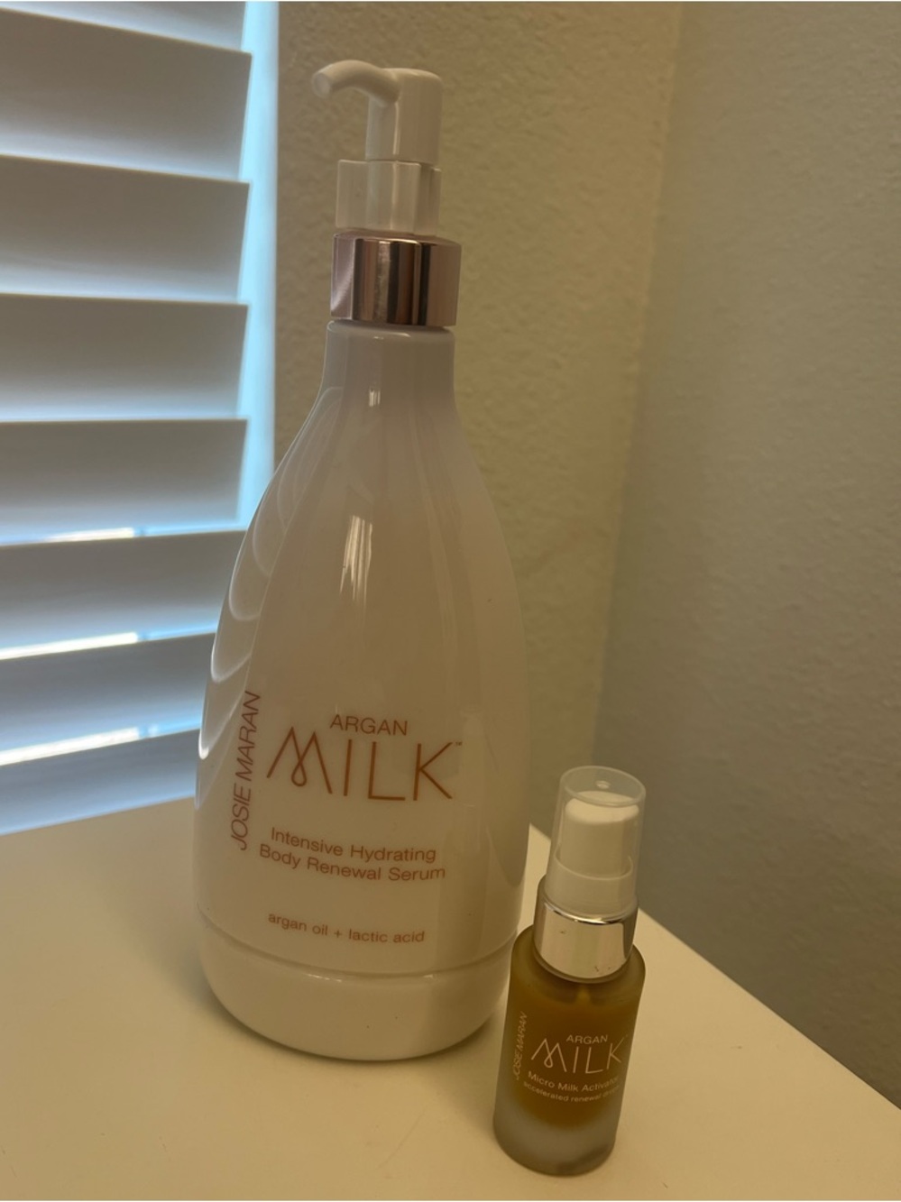 JOSIE MARAN Argan Milk hydrating serum and activator